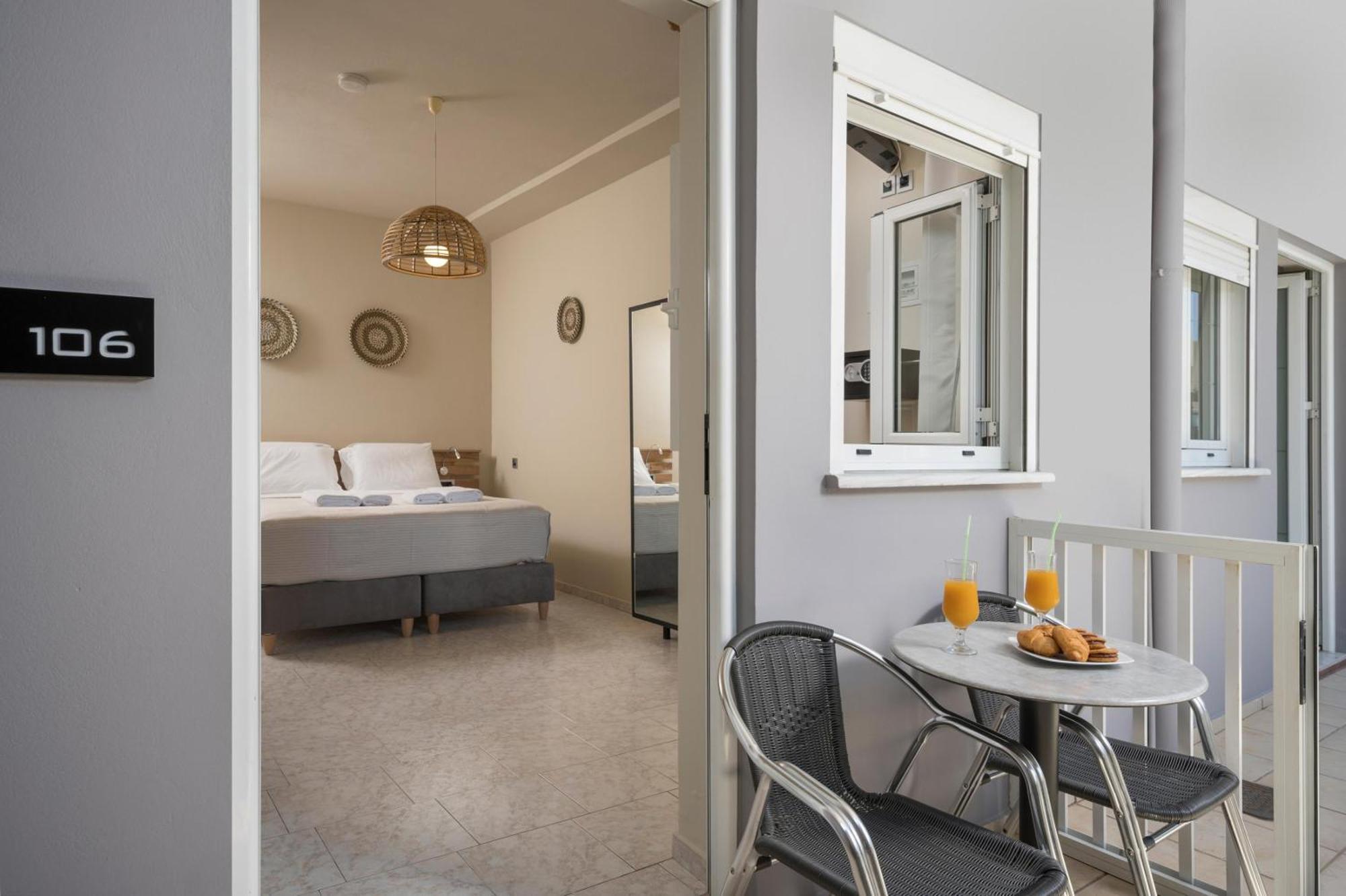 Sun Ray Luxury Apartments Агия-Марина Номер фото